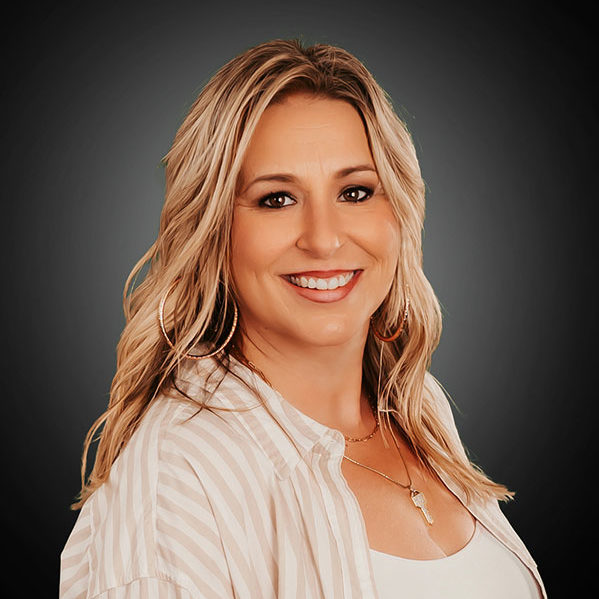 Jessica McCleary, Managing Broker, Country Roads Realty