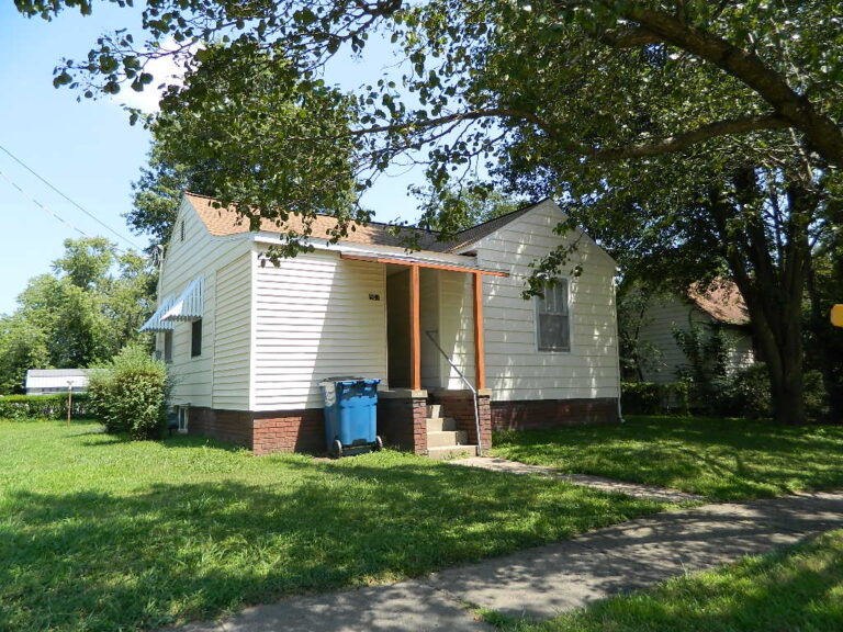 503 W Elm Street, Fairfield, IL