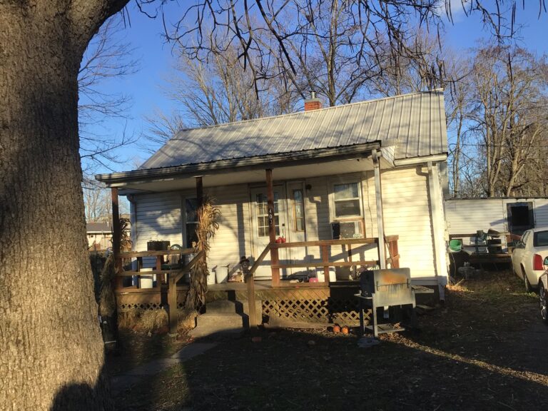 403 S Walnut Street. Wayne City, Illinois