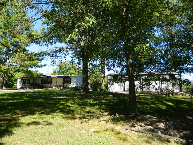 1145 N Church St, Mill Shoals, IL