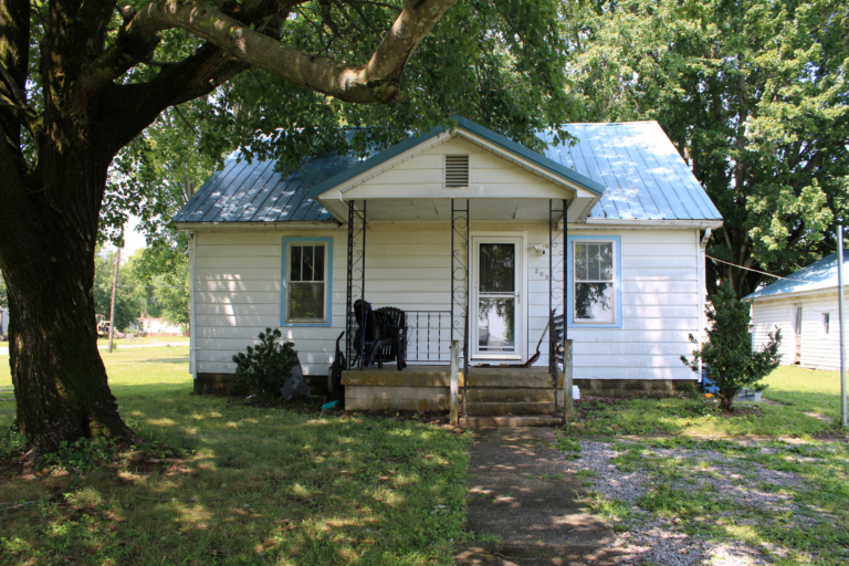 203 N Bond St, Sims, Illinois