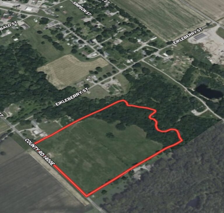 1738 County Road 1400E, Cisne, IL
