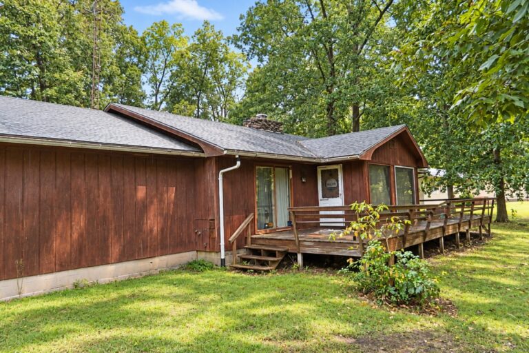 1893 Country Road 1035 N, Fairfield, Illinois